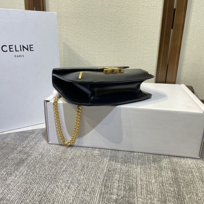 Ce1i*e triomphe bags